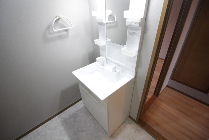 物件内観写真10　(洗面)