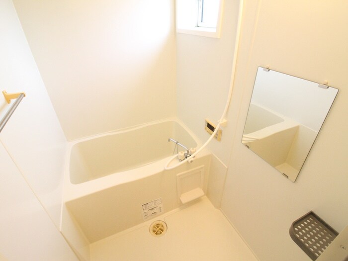 物件内観写真11　(バス／シャワールーム等)