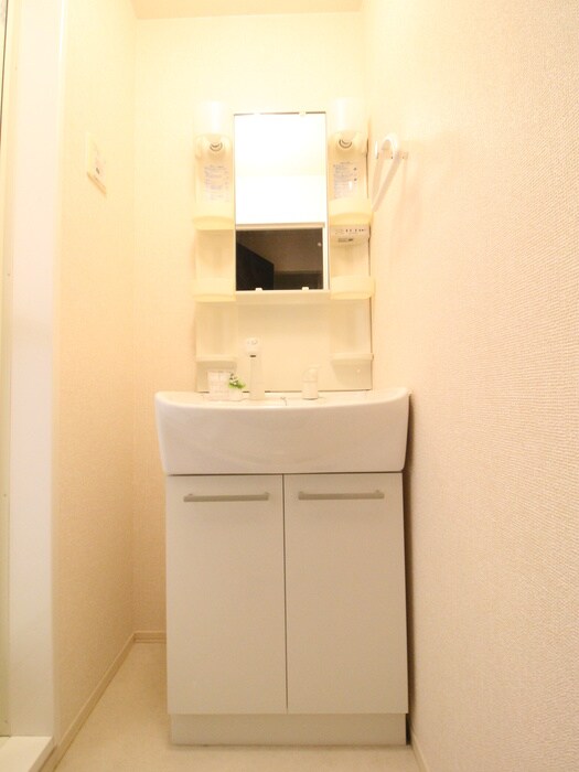 物件内観写真13　(洗面)