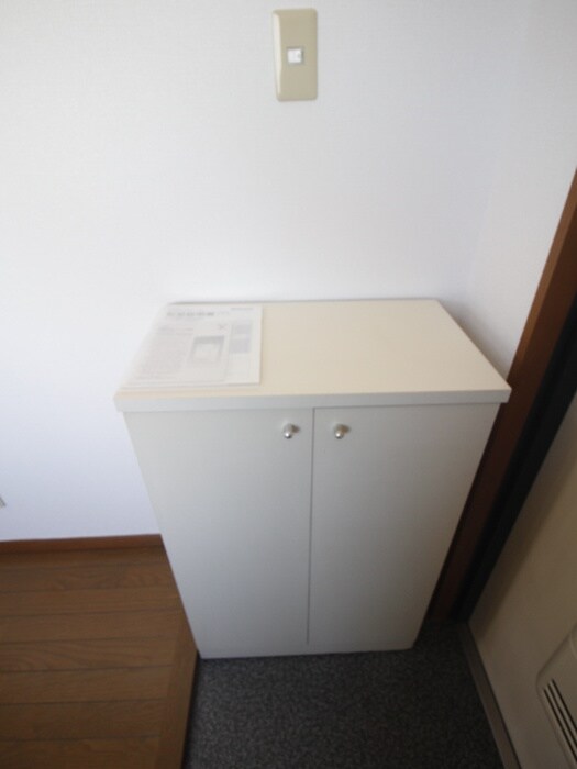 物件内観写真14　(靴箱)