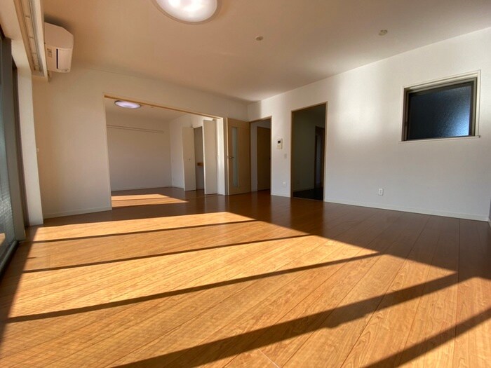 物件内観写真7　(居室)