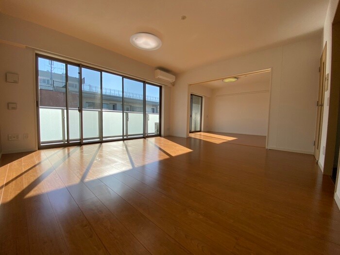 物件内観写真9　(居室)