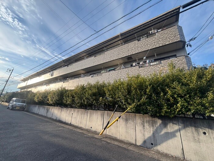 物件外観写真2　(その他)