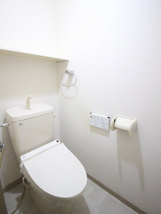 物件内観写真10　(トイレ)