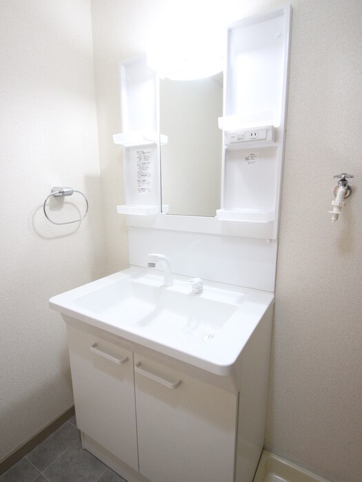 物件内観写真11　(洗面)