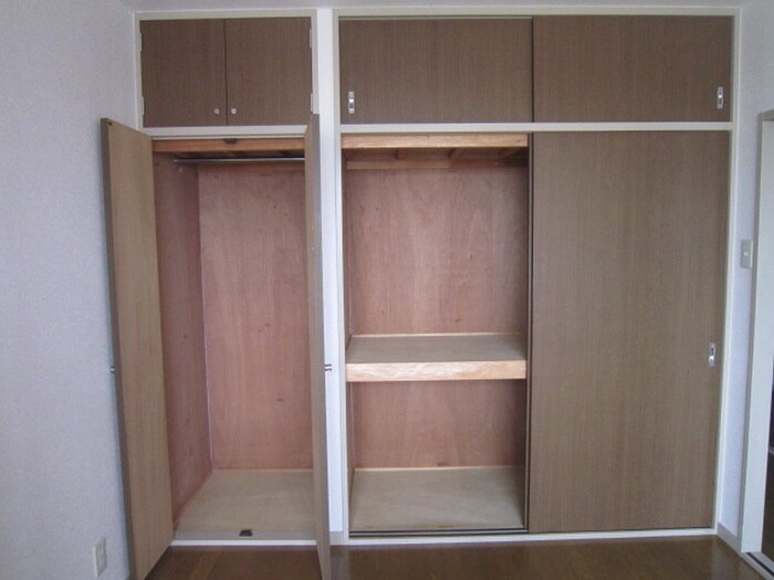 物件内観写真22　(収納)