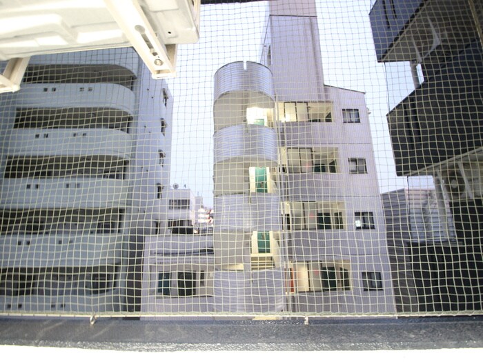 物件内観写真22　(室内からの展望)