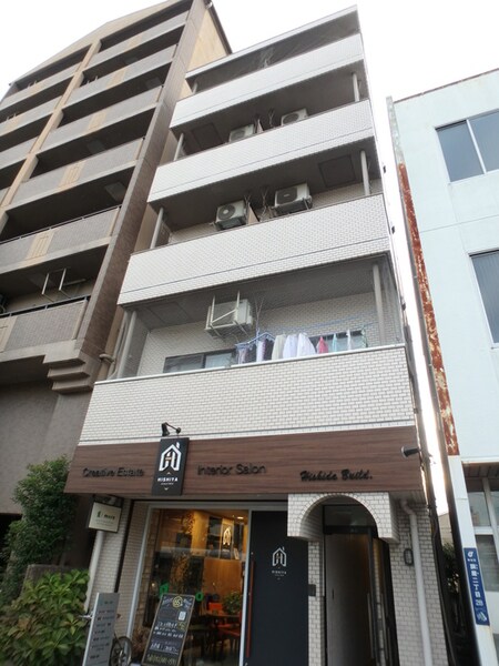 菱田ビル外観写真