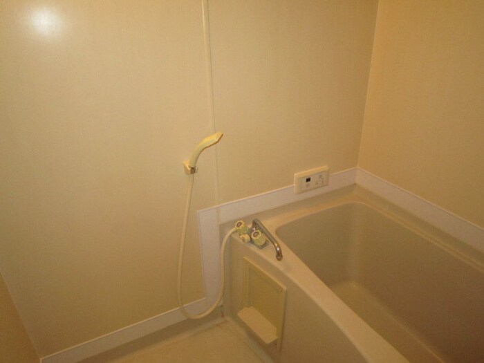 物件内観写真10　(バス／シャワールーム等)