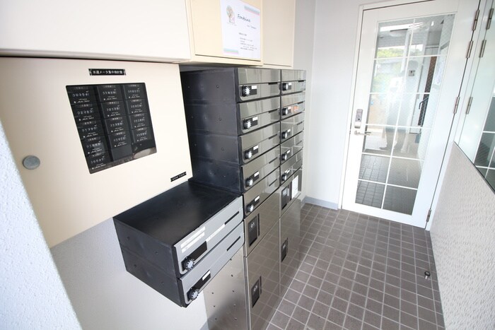 物件外観写真6　(建物設備)