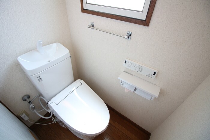 物件内観写真11　(トイレ)