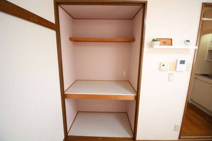 物件内観写真15　(収納)