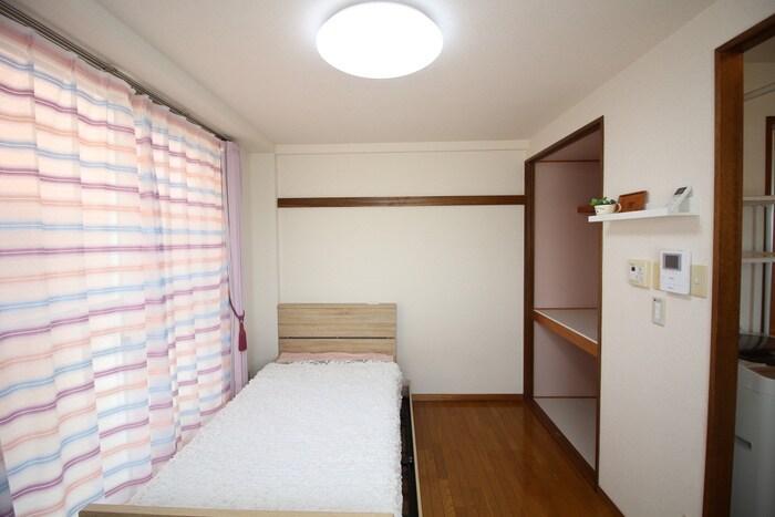 物件内観写真16　(居室)