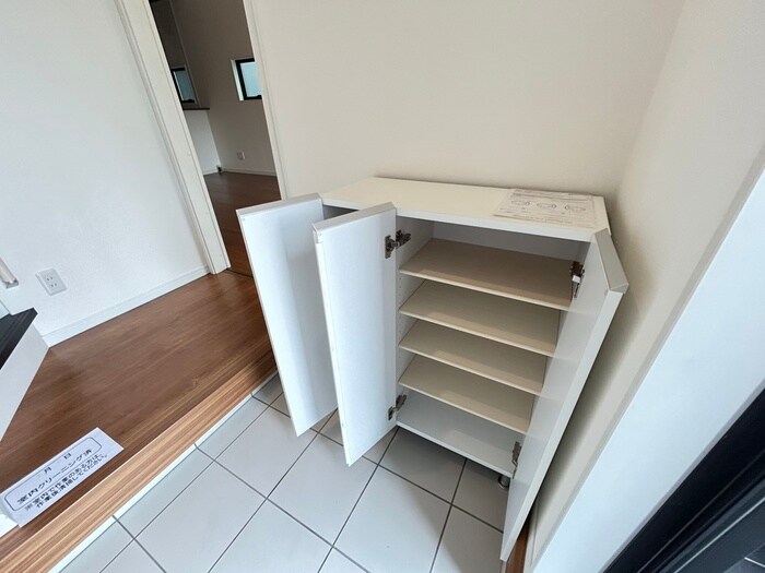 物件内観写真19　(靴箱)