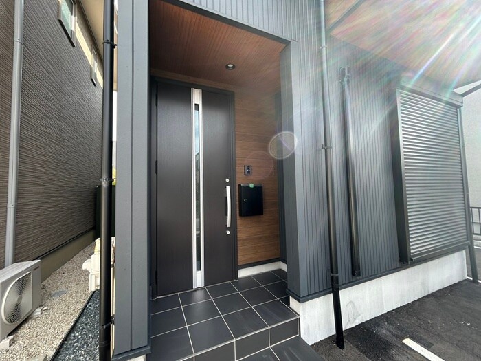 物件内観写真20　(玄関)