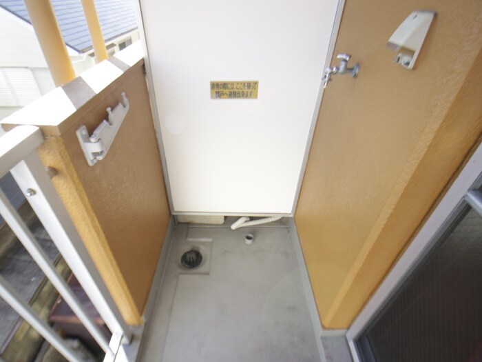 物件内観写真21　(洗濯機置場)