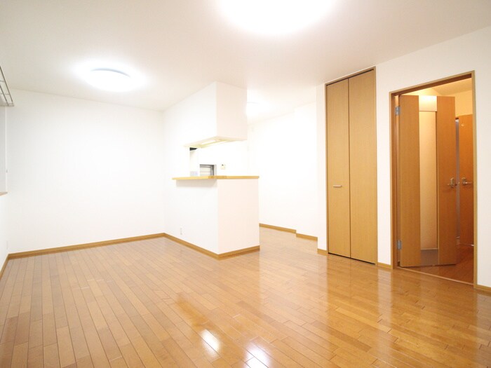 物件内観写真6　(居室)