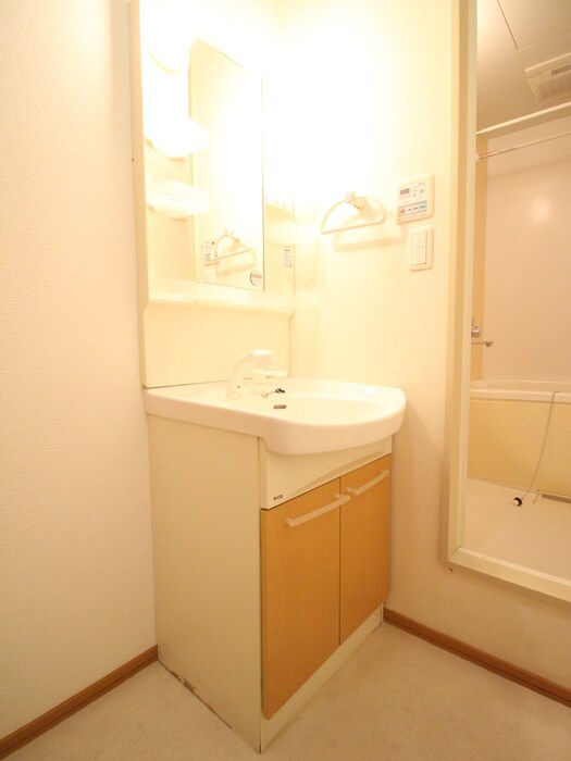 物件内観写真12　(洗面)