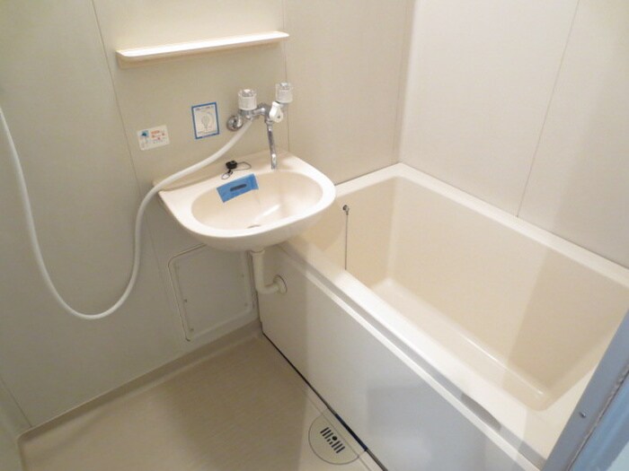 物件内観写真12　(バス／シャワールーム等)