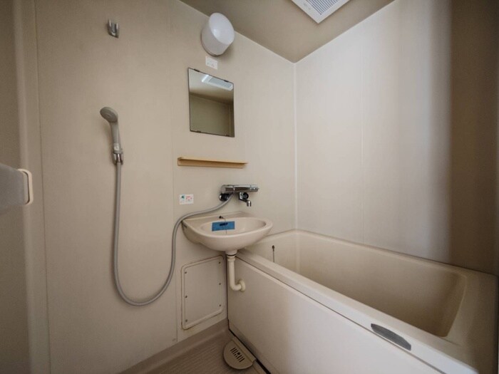 物件内観写真12　(バス／シャワールーム等)