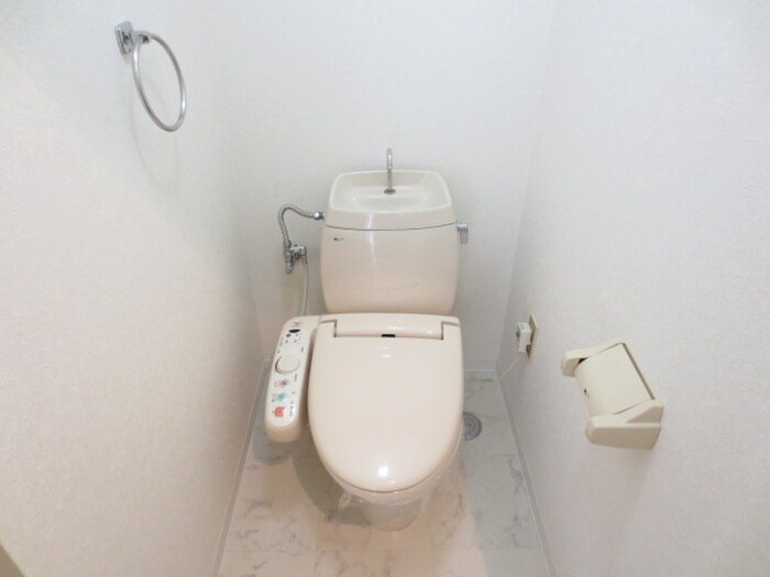 物件内観写真13　(トイレ)