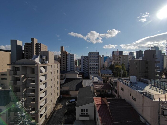 物件内観写真22　(室内からの展望)