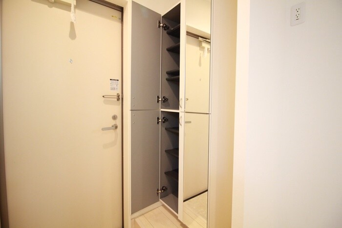 物件内観写真18　(靴箱)