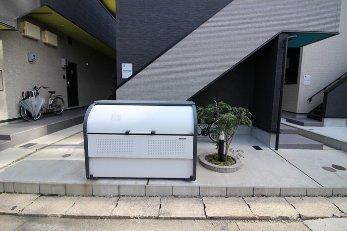 物件外観写真2　(建物設備)