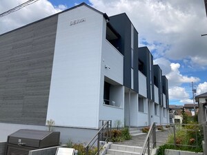 メゾンドクールⅡ外観写真
