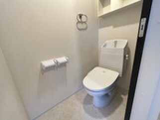 物件内観写真8　(トイレ)