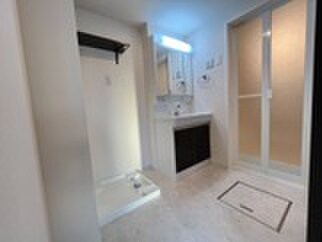 物件内観写真9　(洗面)