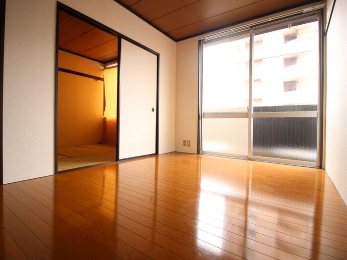 物件内観写真8　(居室)