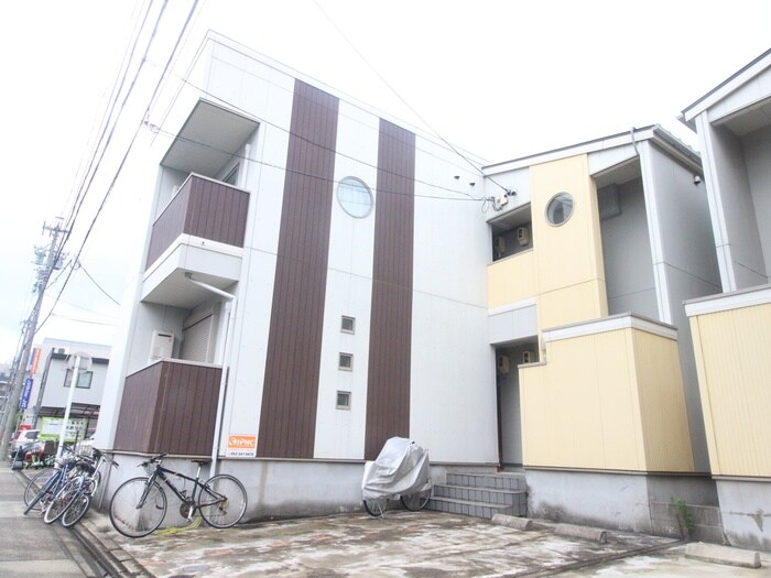 物件外観写真5　(外観写真)