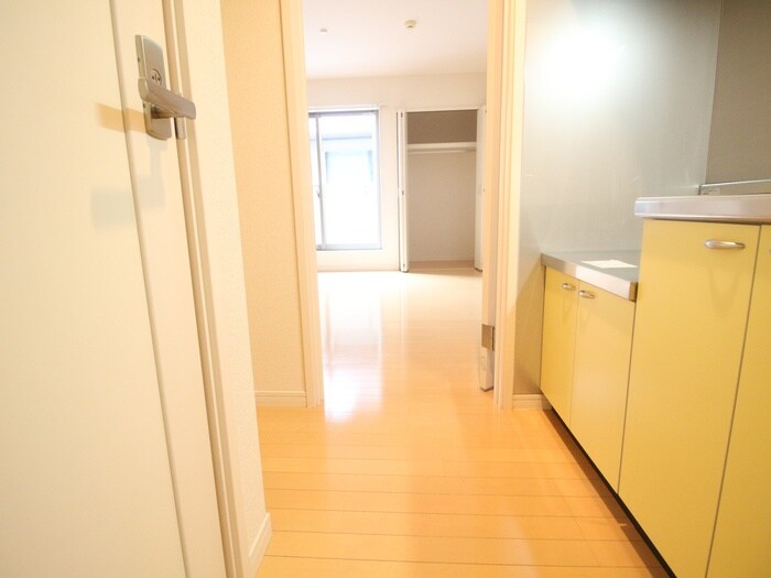 物件内観写真18　(廊下)