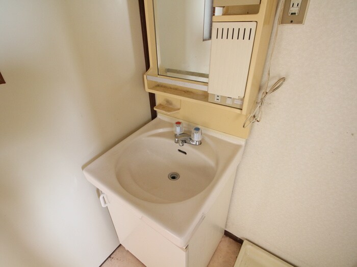 物件内観写真13　(洗面)