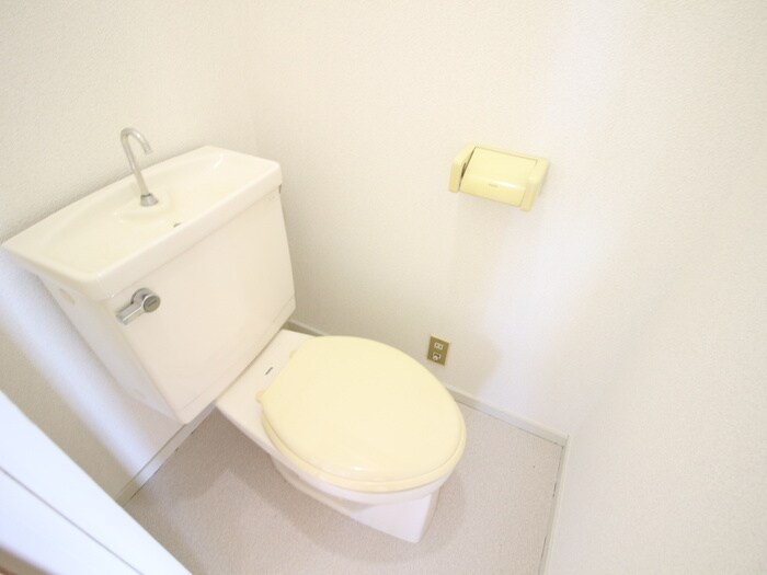 物件内観写真15　(トイレ)