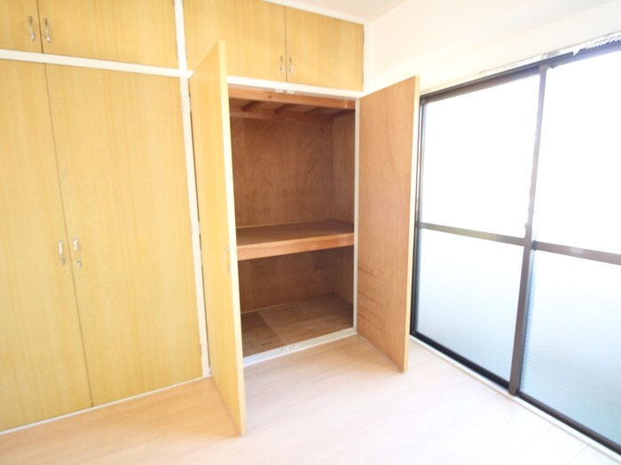 物件内観写真18　(収納)