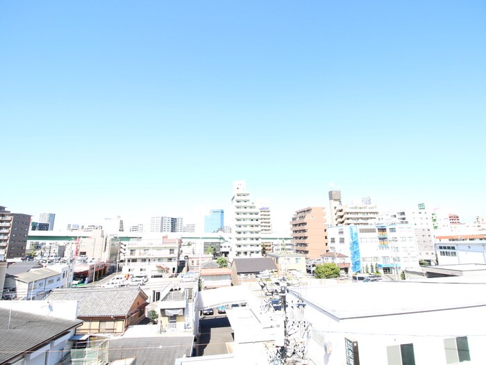 物件内観写真21　(室内からの展望)