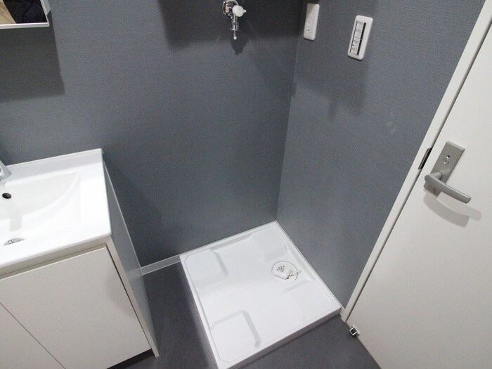 物件内観写真20　(洗濯機置場)