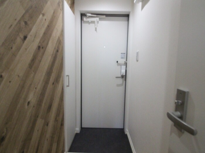 物件内観写真22　(玄関)