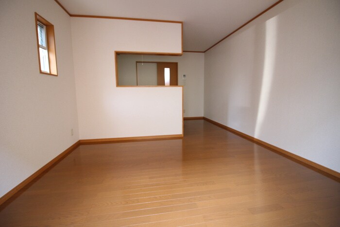 物件内観写真4　(居室)