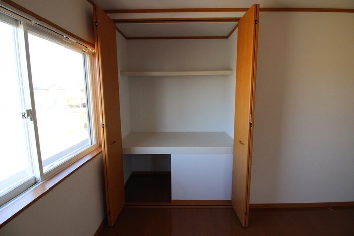 物件内観写真11　(収納)