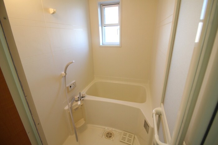 物件内観写真12　(バス／シャワールーム等)