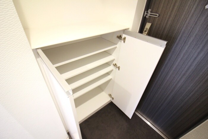 物件内観写真19　(靴箱)