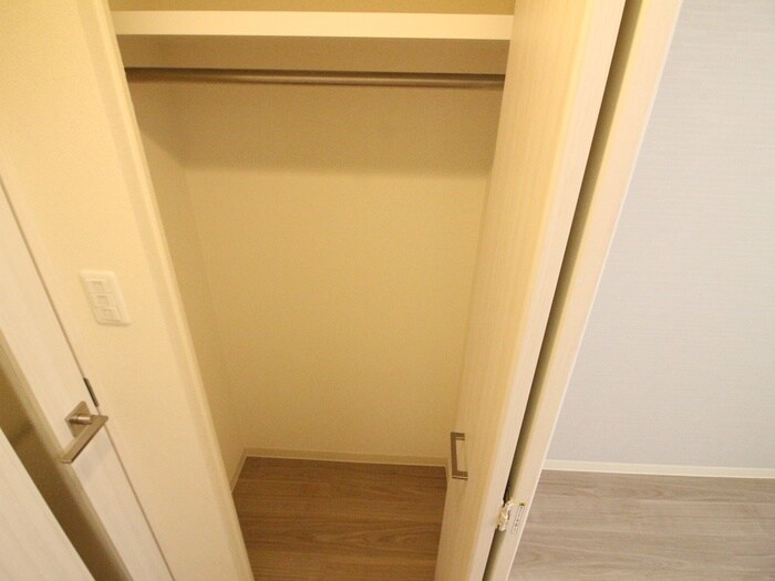 物件内観写真17　(収納)