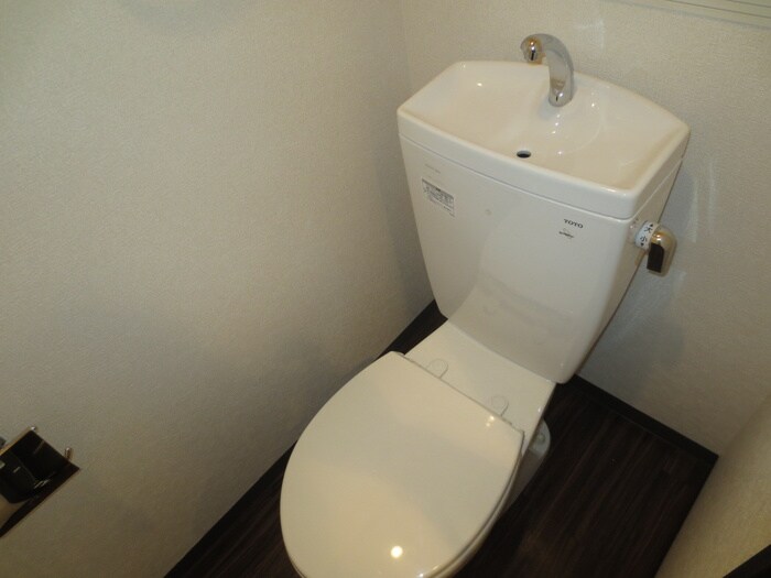 物件内観写真14　(トイレ)