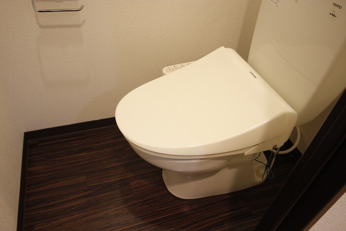 物件内観写真14　(トイレ)