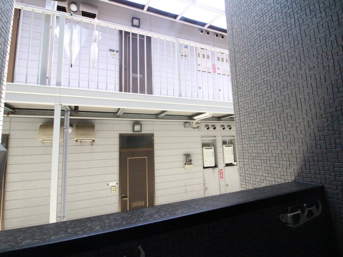 物件内観写真16　(室内からの展望)