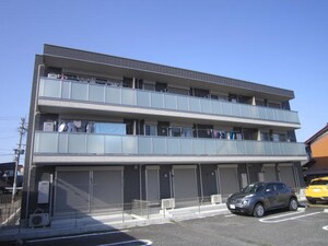 アンダー　フォレスト外観写真