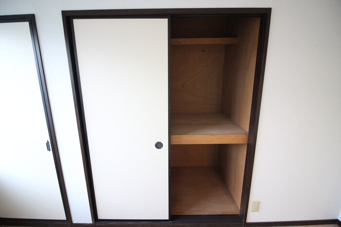 物件内観写真21　(収納)